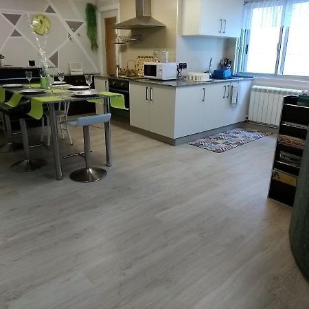 Apartamento Jubells Apartment Milladoiro Exterior photo